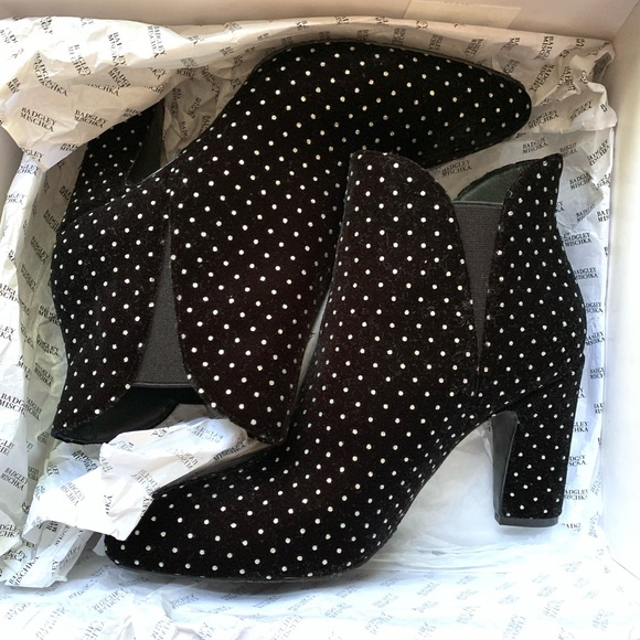 Badgley Mischka Booties - Picture 4 of 7